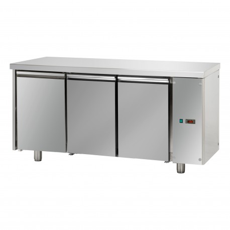 Table réfrigérée pâtissière - Sans groupe - Dessus inox - 3 portes - Eva - TPB30GEI Table réfrigérée pâtissière - Sans groupe - Dessus inox - 3 portes - Eva - TPB30GEI